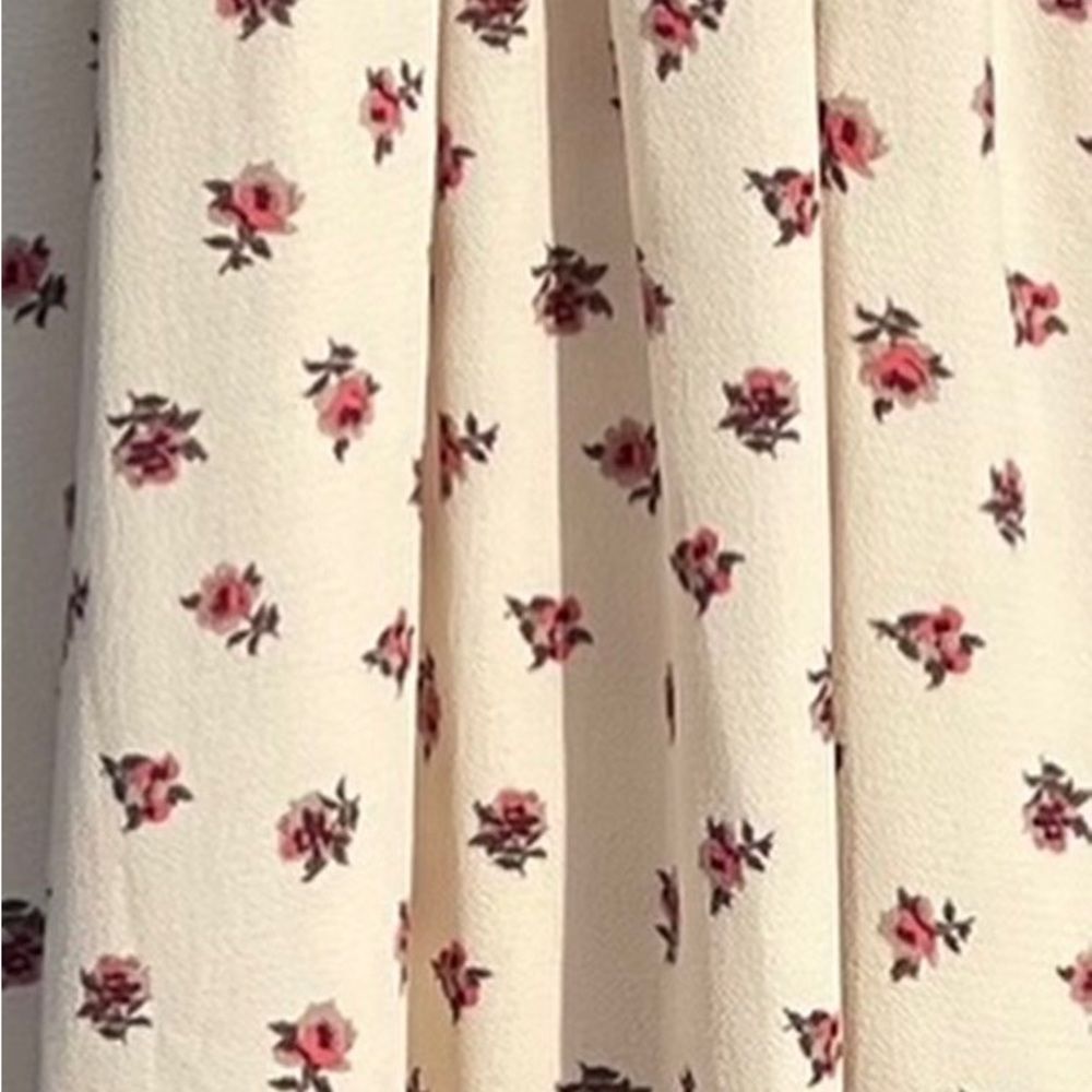 Women’s Everly Floral maxi ~ Size XS - Picture 5 of 8